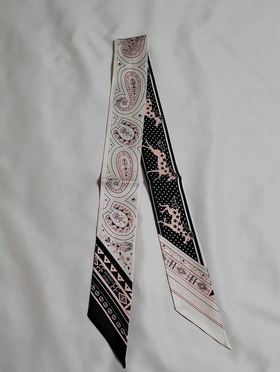 Hermes Accessories - Hermes "Cheval De Coeur" Bandana Silk Twilly In Black,White, And Vieux Rose